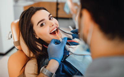 Профессиональная чистка зубов - Стоматология Линия Улыбки