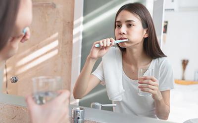 Регулярная чистка зубов - Стоматология Линия Улыбки