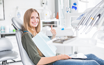 Как избежать высокой чувствительности зубов - Стоматология Линия Улыбки