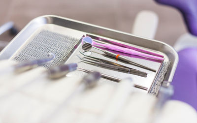 Лечение десен зубов - Стоматология «Линия Улыбки»