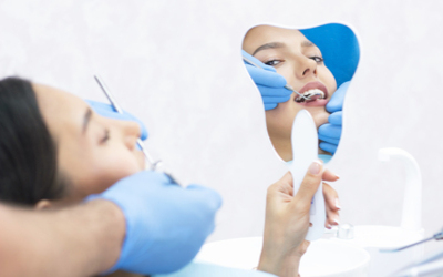 Лечение и реставрация зубов - Стоматология «Линия Улыбки»
