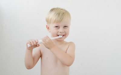 Почему болят молочные зубки - Стоматология «Линия Улыбки»