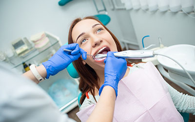 Сколько стоит вставить зуб - Стоматология «Линия Улыбки»